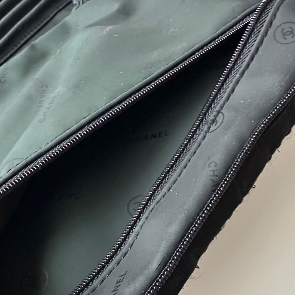 CHANEL Black Case for Makeup Brushes - Picture 11 of 11